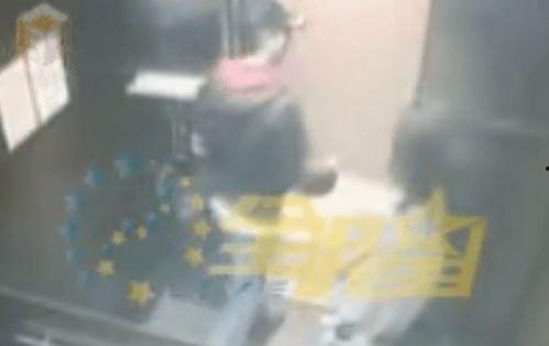 卓伟最新爆料电梯门,电梯门事件引发热议，真相究竟如何？  第2张